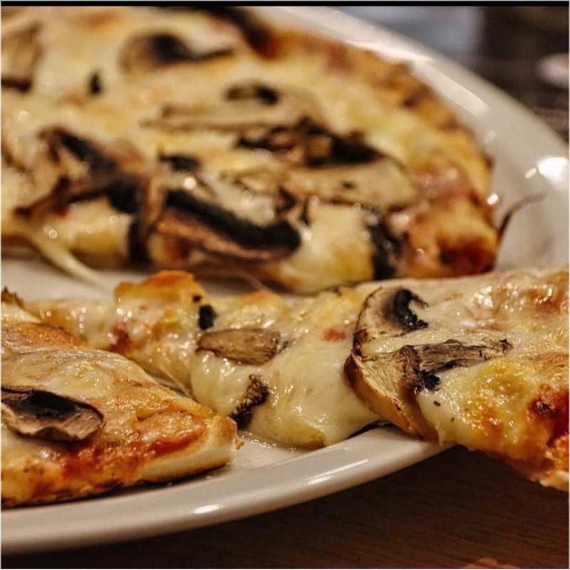Pizza funghi