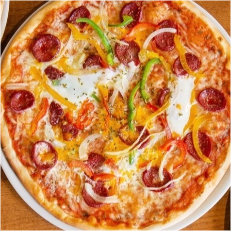 Pizza sucuklu