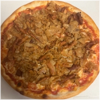 Tomatensaus, kaas en döner